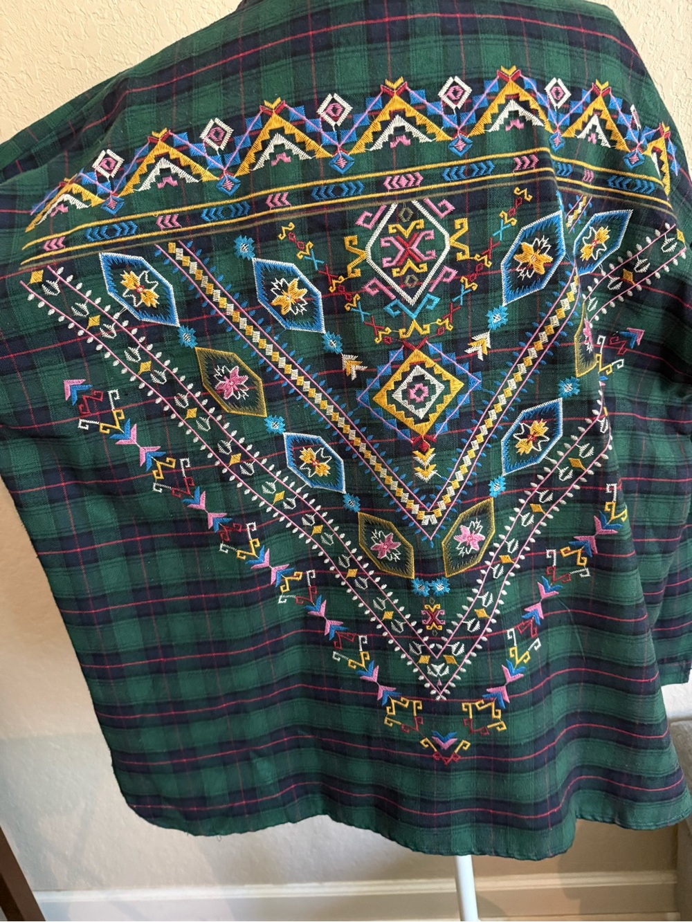 UMGEE Green Plaid Flannel Button Down Shirt Boho Embroidered Back Large L - Picture 7 of 9
